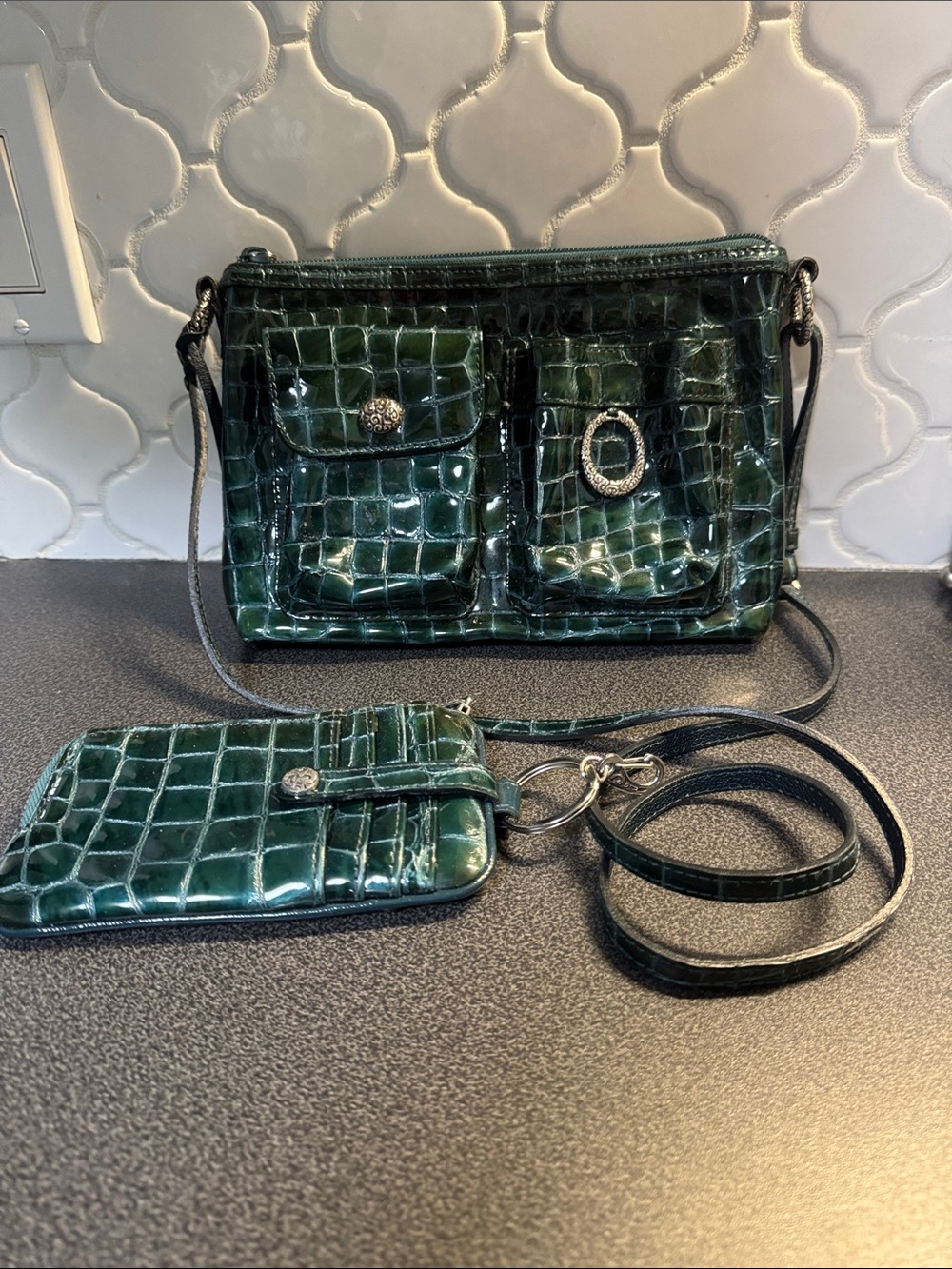 Green Croc-Embossed Brighton Crossbody Bag with Card Wallet
